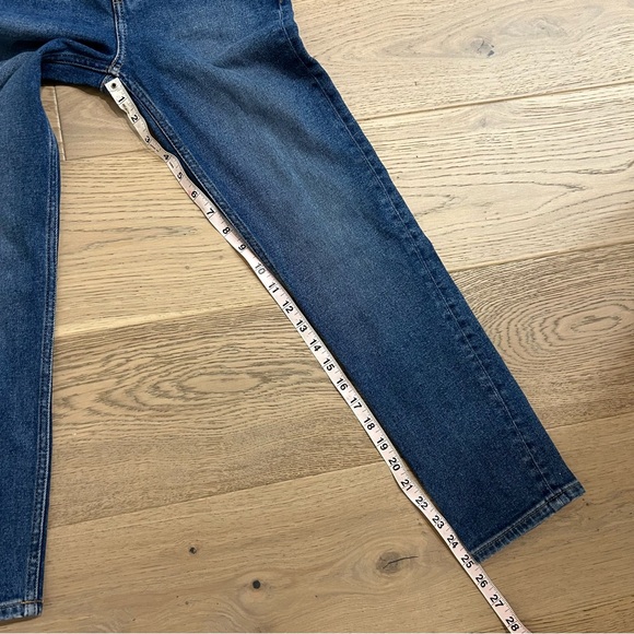 Redone 90’s Mid Rise Ankle Crop Jeans In Worn Vintage - Picture 6 of 11